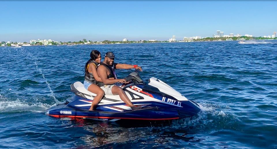 Miami: Jet Skis Adventure + Complementary Boat Ride