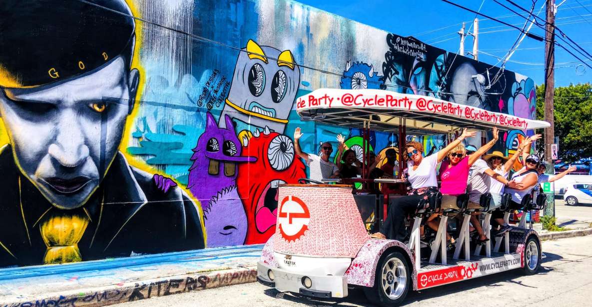 Miami: Wynwood Party Bike Bar Crawl