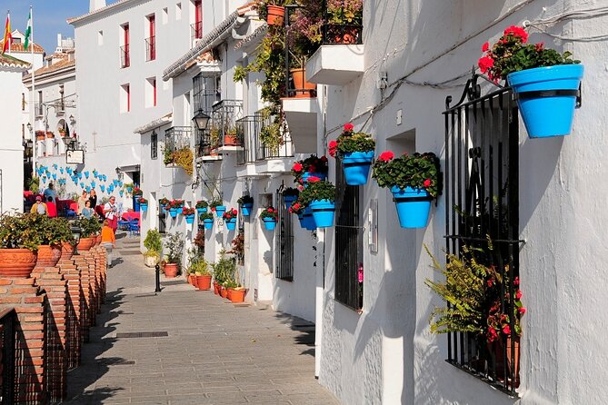 Mijas: Panoramic City Tour With an Electric Tuk Tuk