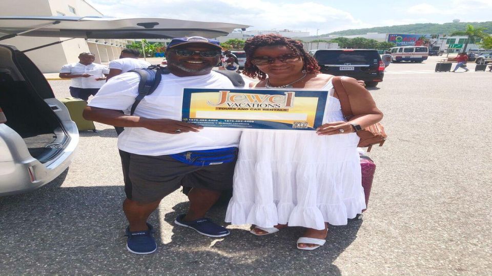 Montego Bay : Airport Transfer to Grand Palladium & Lucea