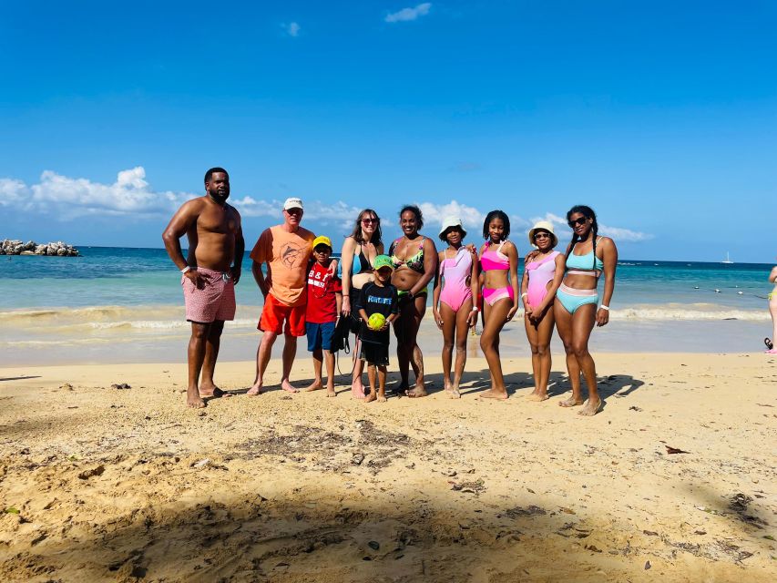 Montego Bay: Private Bob Marley and Dunns River Falls Tour