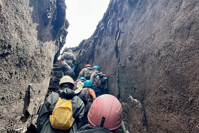 Mount Etna Excursion up to 3000 Meters, Including a 4×4 Cable Car and a Trekking Activity