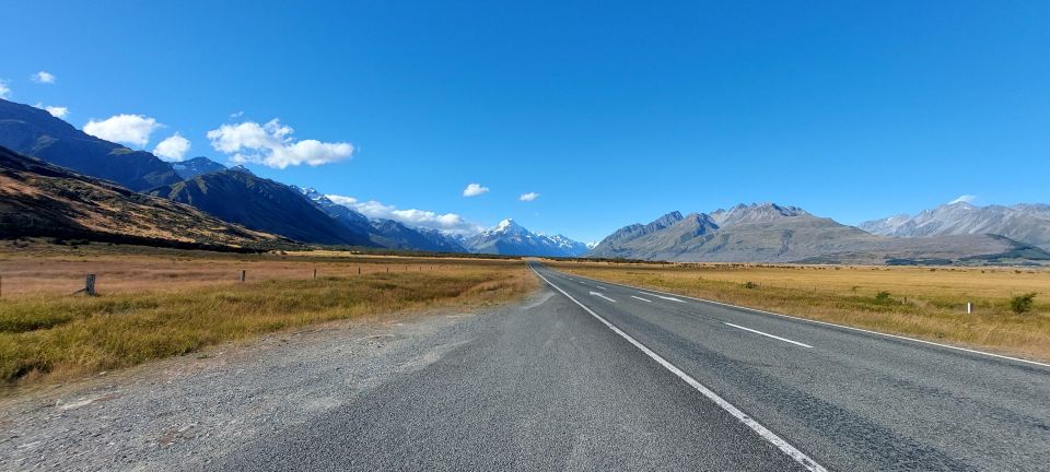 Mt Cook Tour: Finish at Queenstown, Christchurch or Dunedin