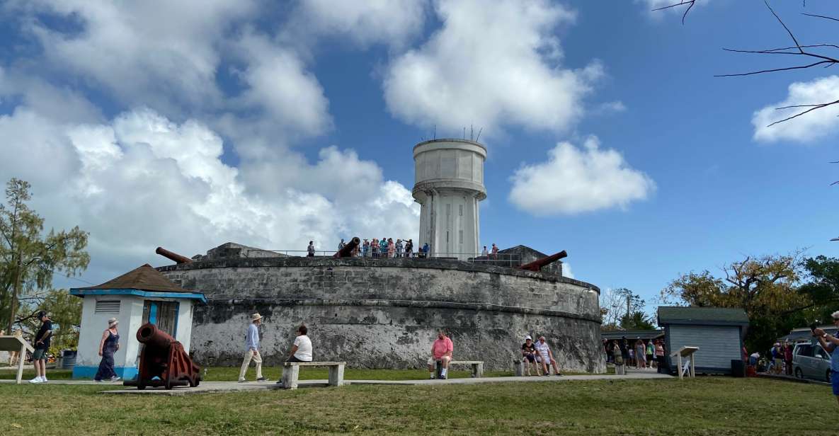Nassau: Historic and Cultural Highlights Tour With Transfer
