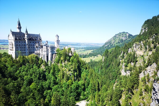 Neuschwanstein Castle by Bus Incl. Bike Ride or Hohenschwangau