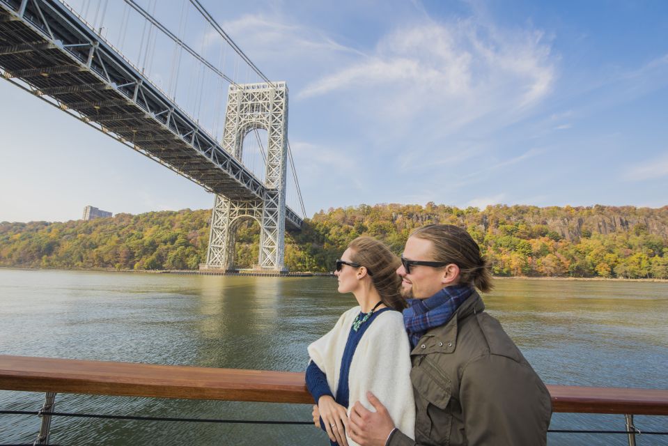 New York City: Afternoon Fall Foliage Lunch Cruise