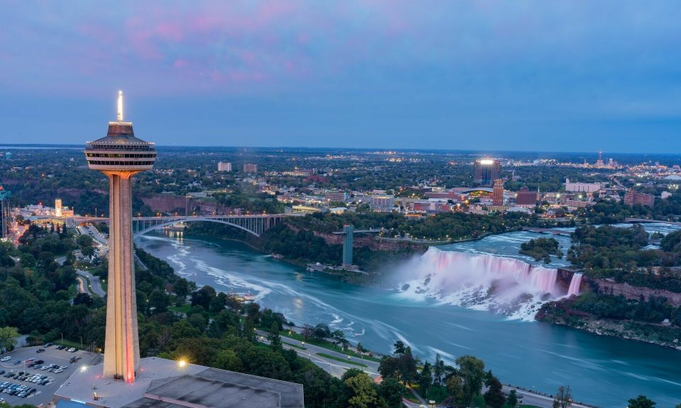 Niagara Falls: Sightseeing Pass With 3 Attractions and Tour