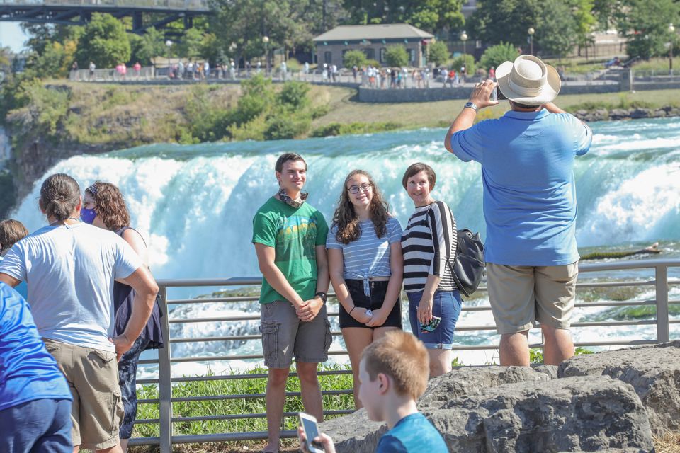 Niagara Falls, Usa: Walking Tour With Maid of Mist Boat Ride