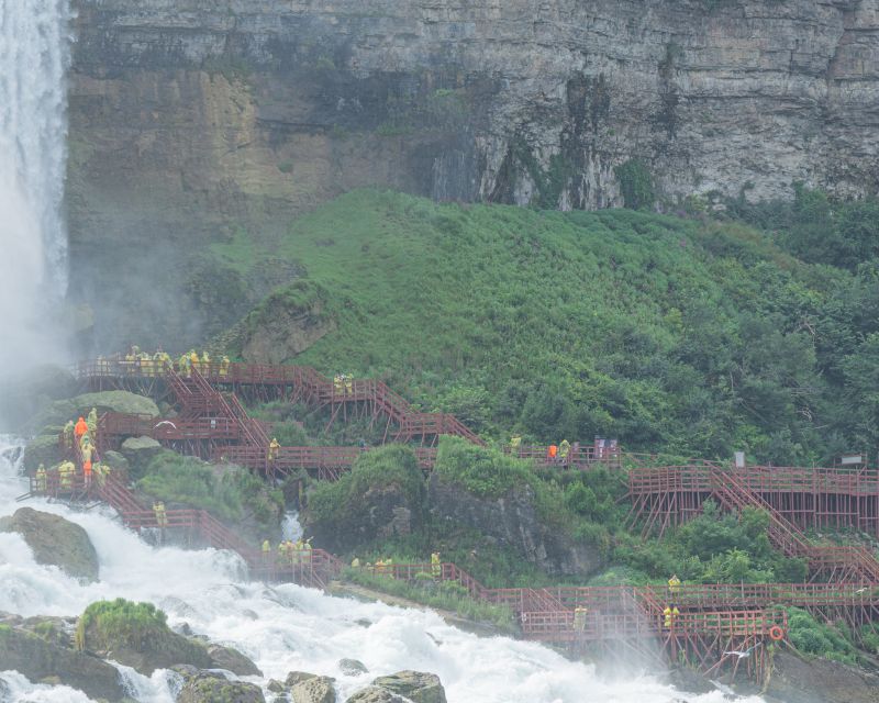 Niagara, Usa: Daredevils Walking Tour With Cave of the Winds