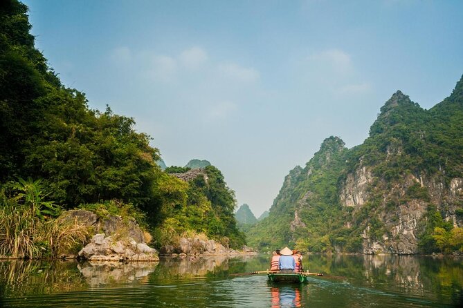 Ninh Binh Legend Group 8 (Trang An – Mua Cave – Hoa Lu – Biking)