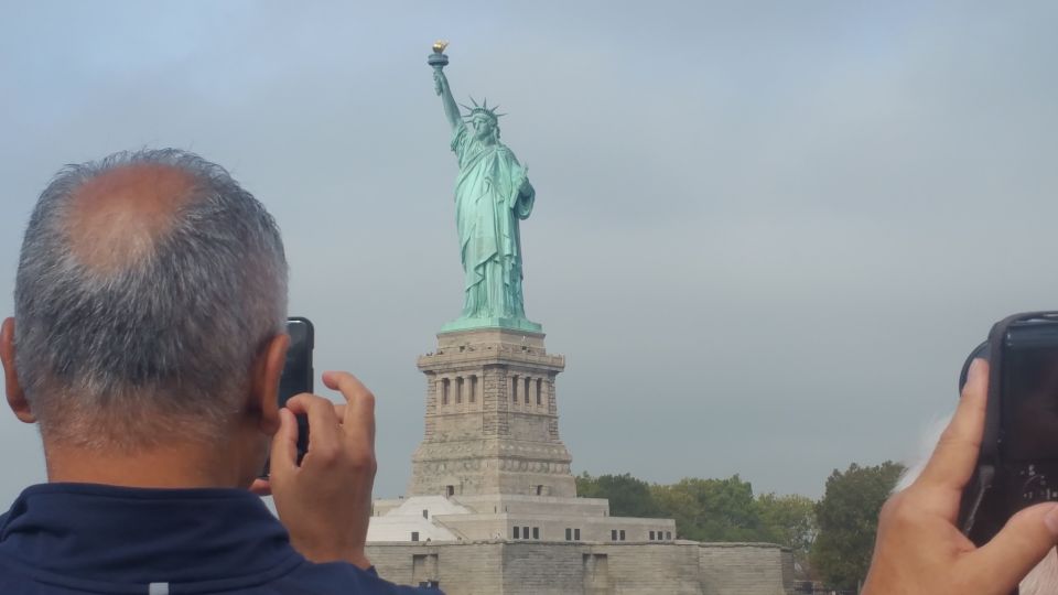 Nyc: Statue of Liberty & Ellis Island Guided Tour With Ferry