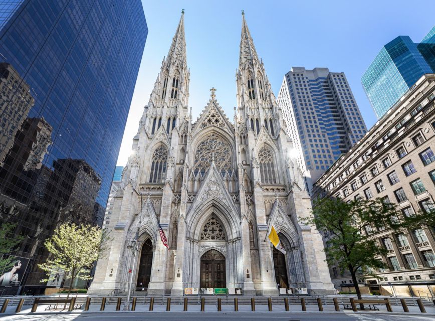 NYC: Tour of Midtown Highlights + Optional SUMMIT Tickets