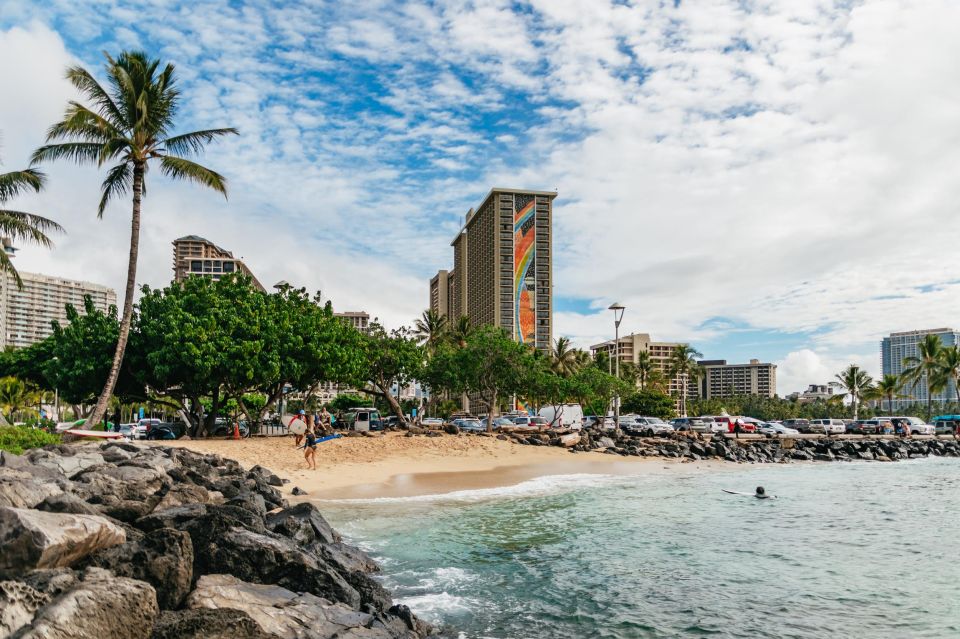 Oahu: Beginner-Friendly Waikiki Beach Surfing Lesson