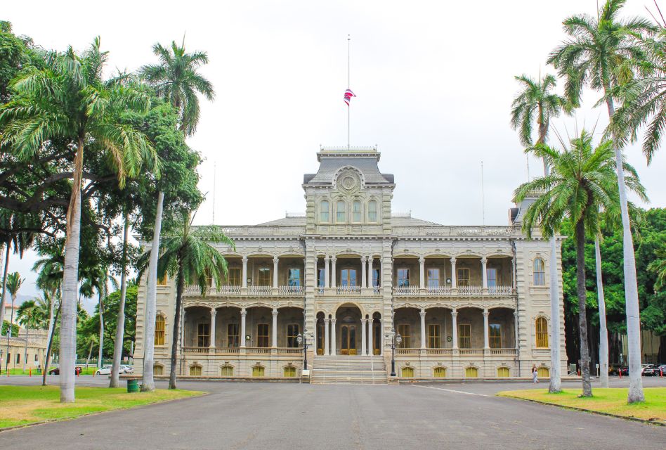 Oahu: USS Arizona Memorial and City Highlights Tour