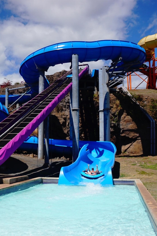 Oahu: Wet N Wild Waterpark Ticket With Waikiki Transport