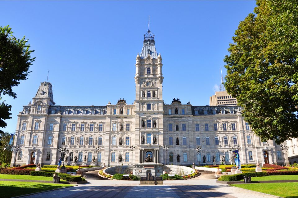 Old Quebec: First Discovery Walk and Reading Walking Tour - Tour Overview