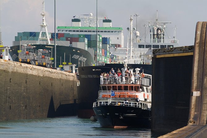 Panama Canal Partial Tour – Southbound Direction