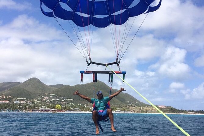 Parasailing Orient Bay Beach Sint Maarten