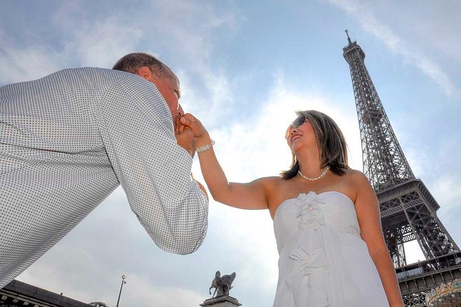 Paris Renew Your Wedding Vows Experience With Professional Photographer - Overview of the Experience
