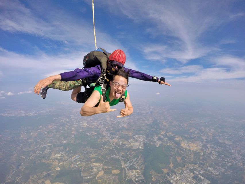 Pattaya: Skydive From 13,000 Feet With Hotel Transfers