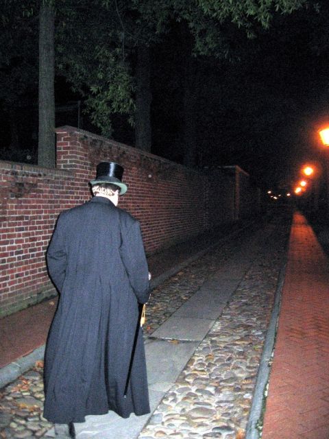 Philadelphia Ghost Tour by Candlelight