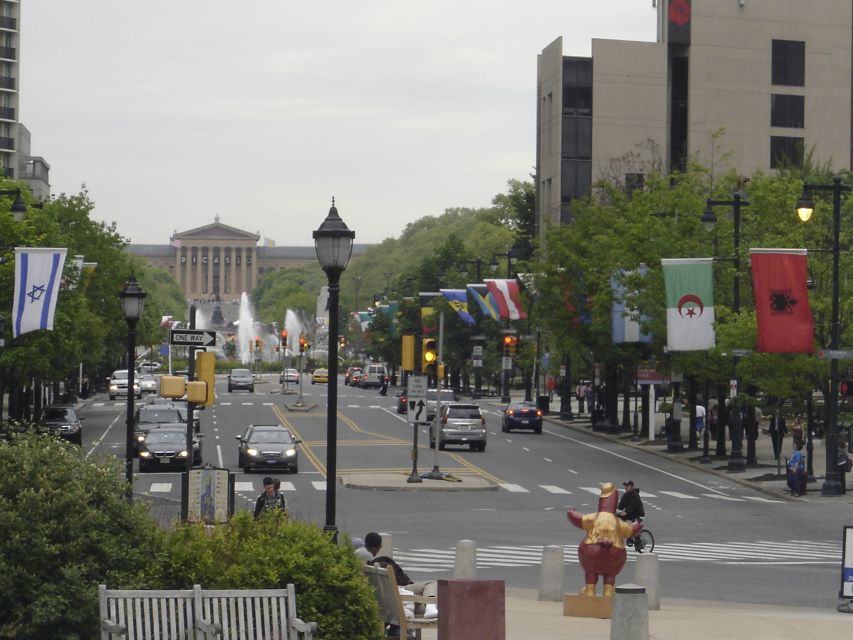 Philadelphia Museums Self-Guided Walking Tour Scavenger Hunt