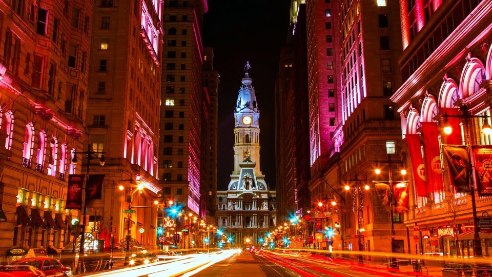 Philadelphia: Open-Top Nighttime Bus Tour