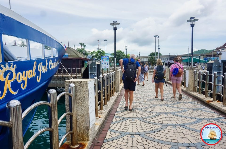 Phuket: Ferry Transfer To/From Phi Phi Tonsai or Laem Tong