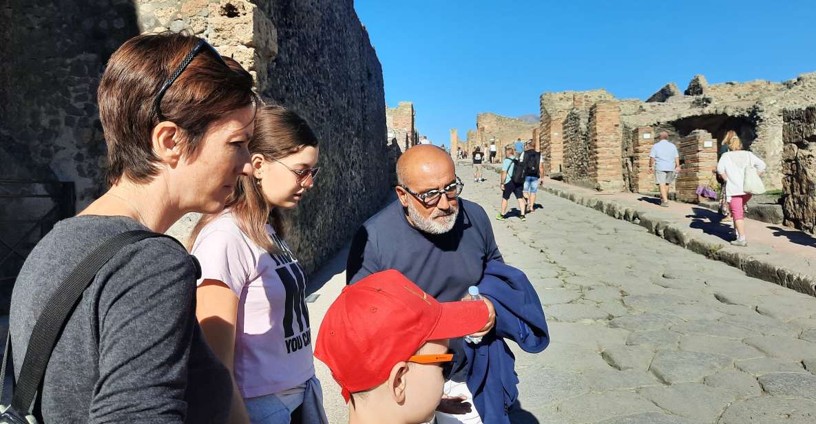 Pompeii Private Tour for Kids and Their Families