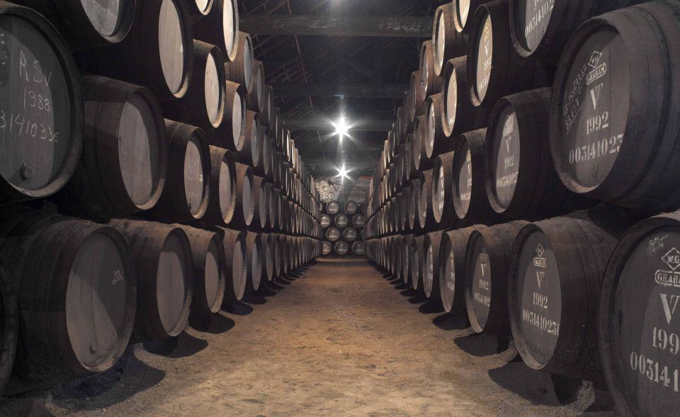 Porto: Grahams Port Lodge Tour With Premium Wine Tastings