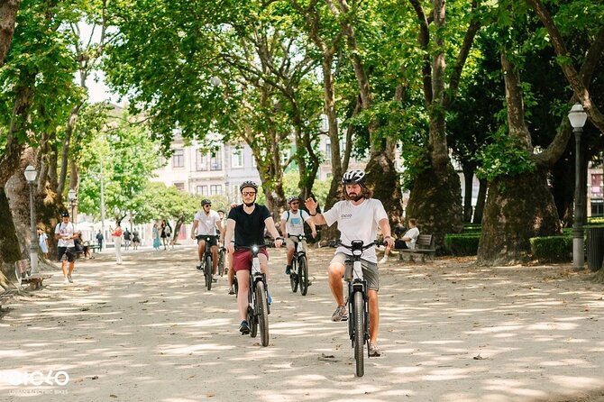 Porto Highlights in 3 Hours E-Bike Tour – Historical, Sightseeing