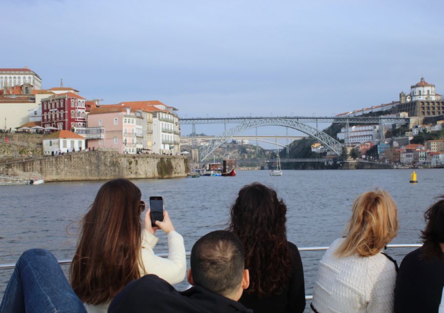 Porto: Premium Private Yatch Tour With Sunset Option