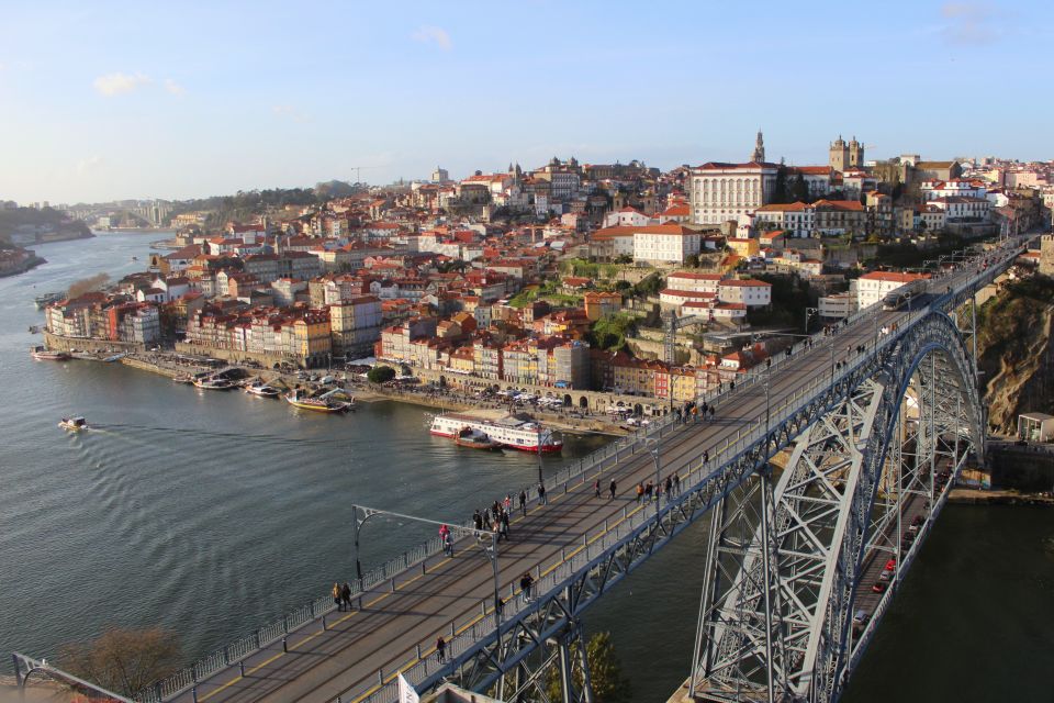 Porto: Secrets of Vila Nova De Gaia, a Self-Guided City Game