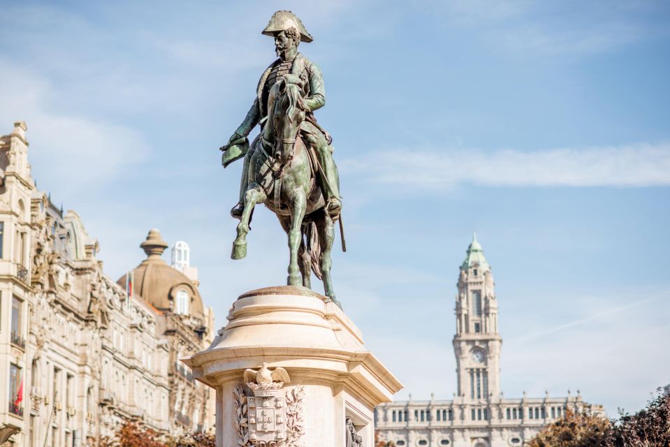 Porto Walking Tour: You Cannot Miss It! (Small-Groups)