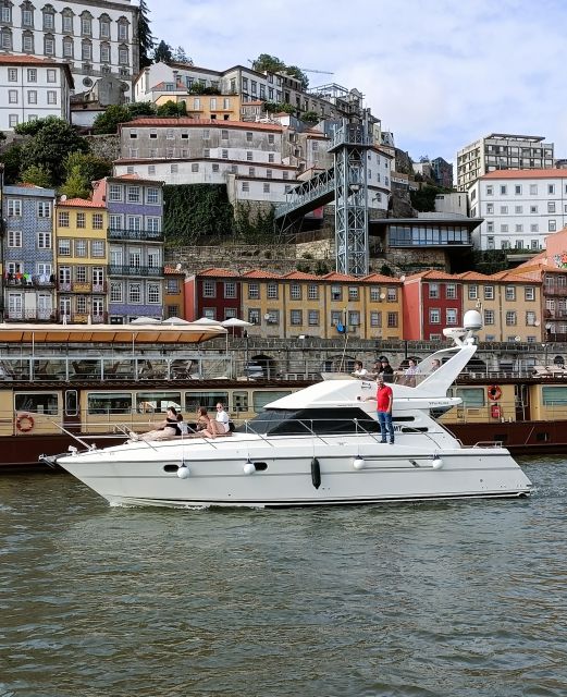 Porto:Douro River 6 Bridges Tour Amazing Yatch With Cocktail