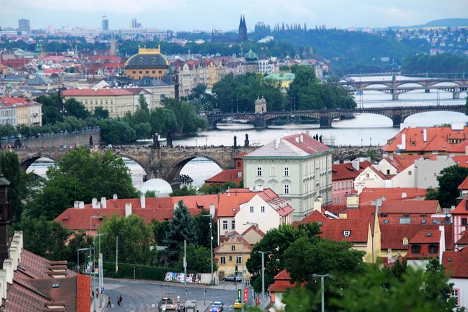 Prague Bike Tour - Stunning Viewpoints, Castle, City & Park