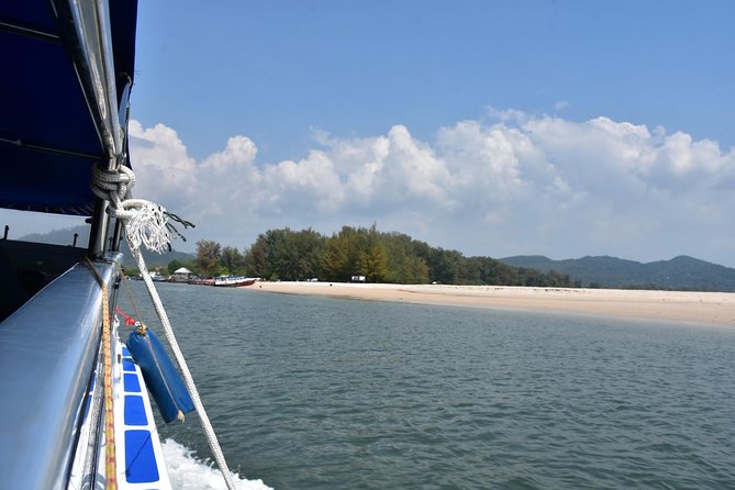 Private 4 Island Speed Boat Tour by Sea Eagle From Krabi