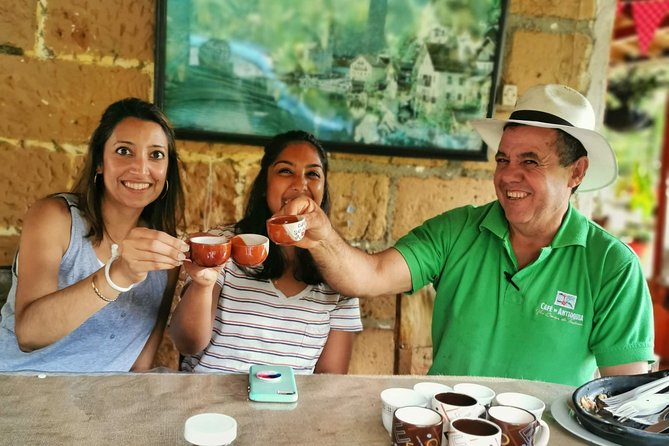 Private Coffee Farm & Horseback Riding Tour: All in One Great Day From Medellín