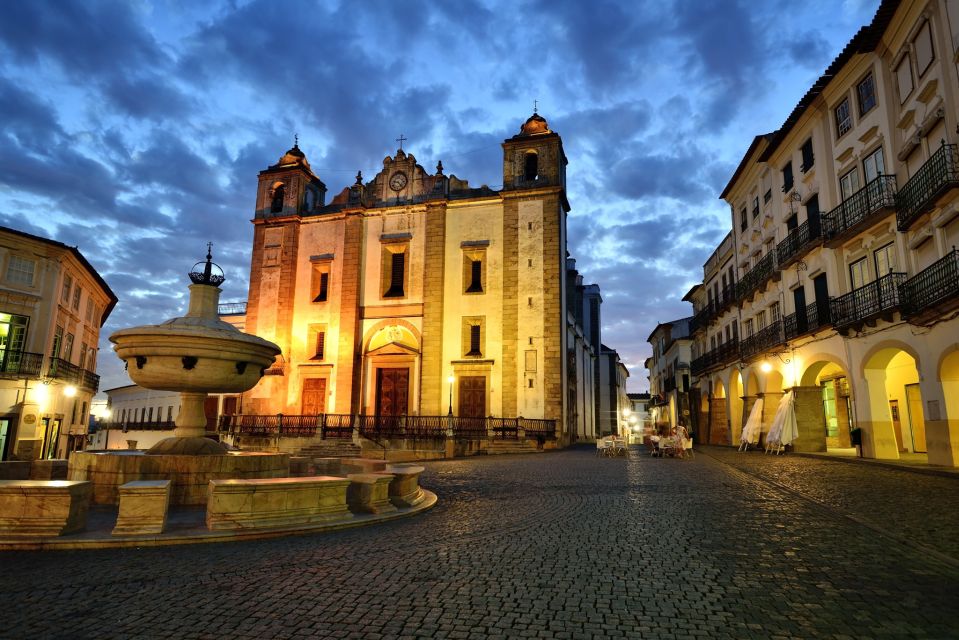 Private Évora World Heritage Tour From Lisbon