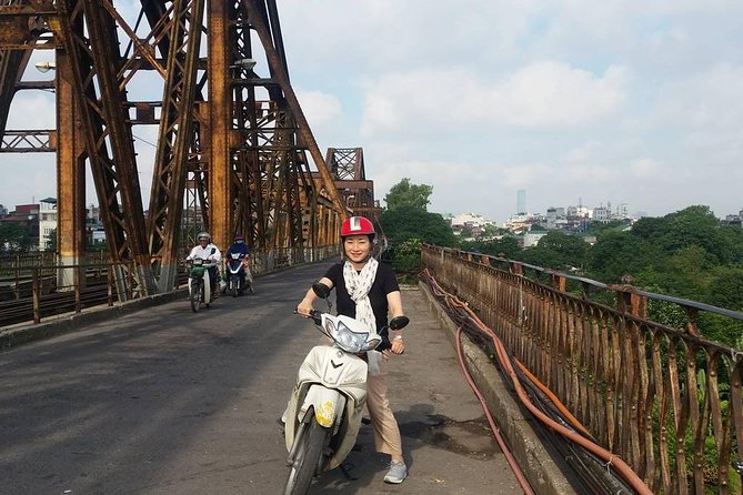 Private Hanoi Motorbike Sightseeing and Food Tour - Meeting and Pickup
