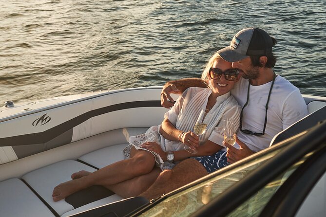 Private Sunset or Night Boat Cruise in Miami With Champagne