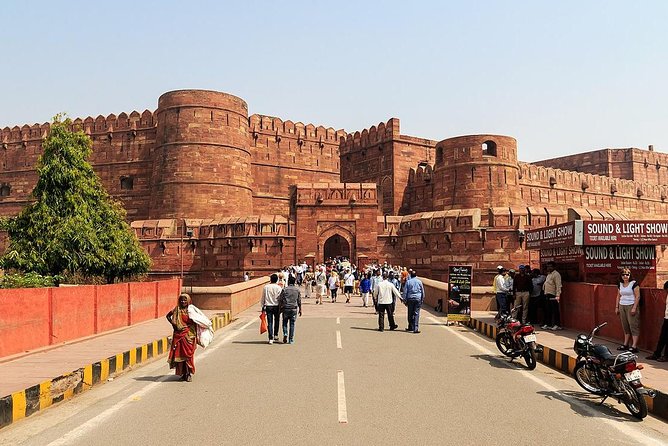 Private Taj Mahal and Agra Fort Day Tour From Delhi