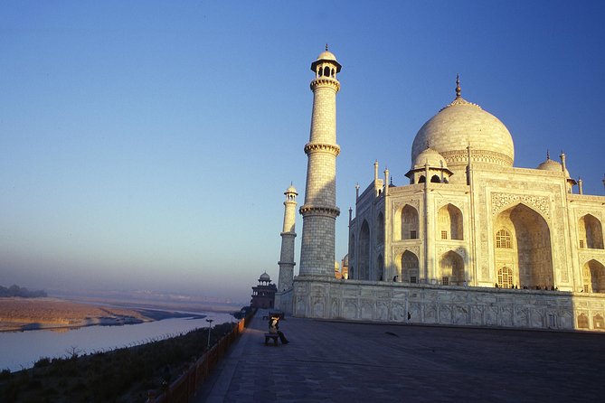 Private Taj Mahal and Agra Tour From Delhi by Car