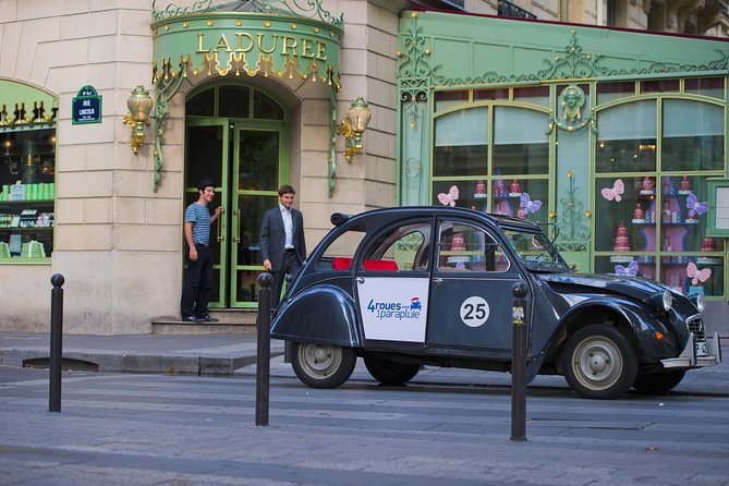 Private Tour of Paris for 3 Hours in a Vintage Citroën 2CV