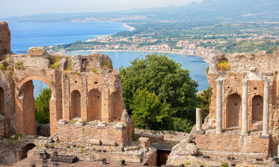 Private Tour to Catania From Taormina