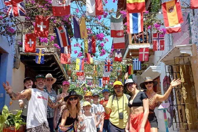 Private Walking Tour: Walled City and Getsemaní