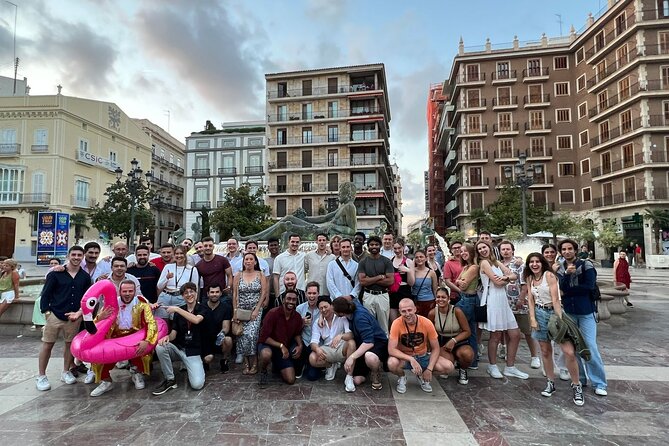 Pub Crawl Tour in the Old Town of Valencia