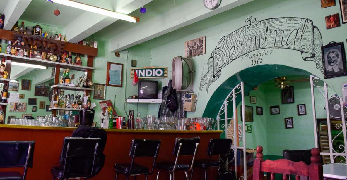 Puebla: Historic Bars and Canteens Night Tour