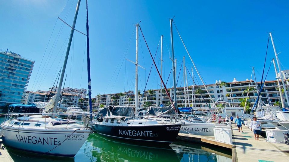 Puerto Vallarta: Private Sailboat Tour