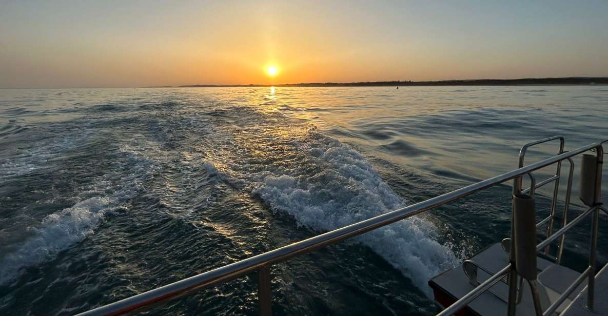 Quarteira: Sunset Lovers Algarve Coast Cliffs Tour at Galé